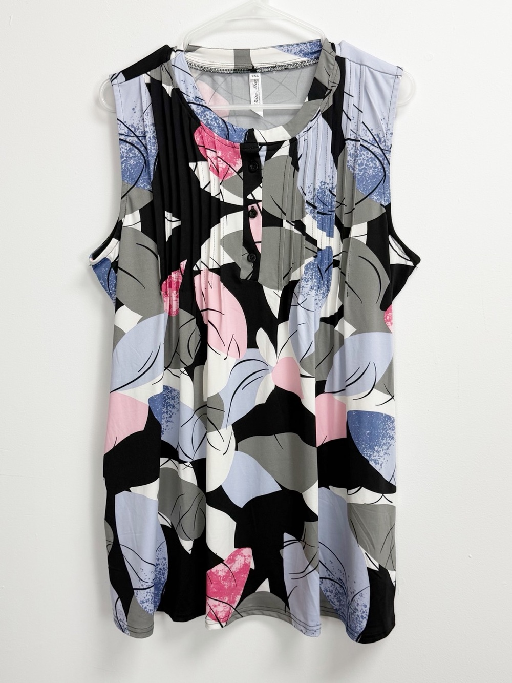 White Mark Shirt Womens 1X Mulitcolor Leaves Pleated Sleeveless Colorful
